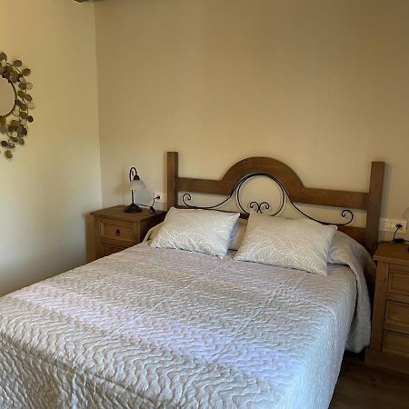 Casa Rural Juangoxenea Ihaben Bagian luar foto