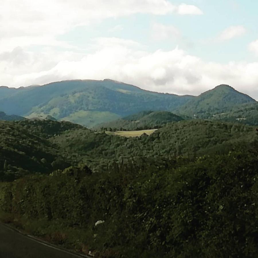 Casa Rural Juangoxenea Ihaben Bagian luar foto